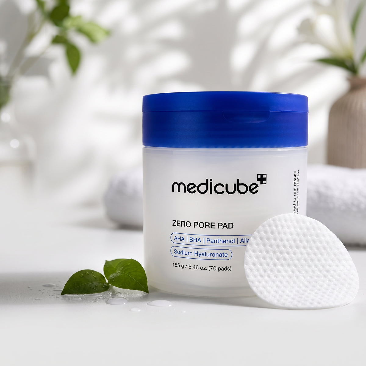Medicube Zero Pore Pad 2.0 – Korean Dual-Textured Pore Tightening & Exfoliating Pads