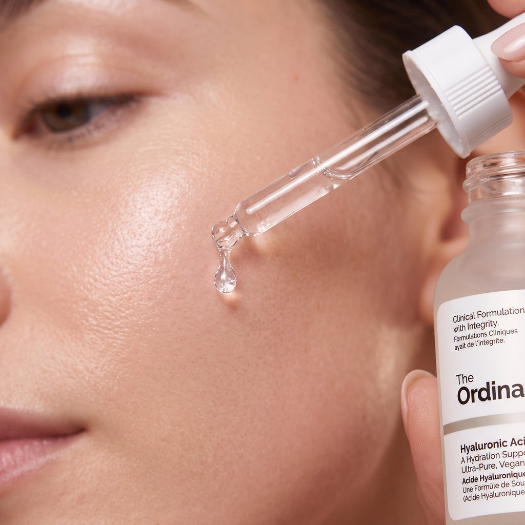 The Ordinary Hyaluronic Acid 2% + B5 – Ultra-Hydrating & Plumping Face Serum