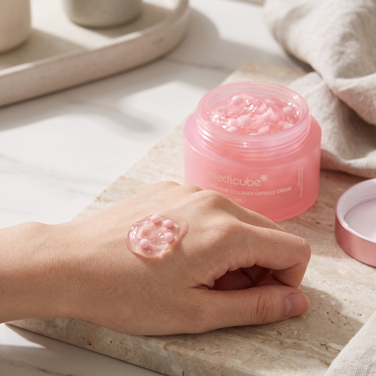 Medicube PDRN Pink Collagen Capsule Cream 55g | With Niacinamide 5% & Sodium DNA for Glass Skin
